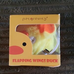 Petgravity Flapping Wings Duck Toy